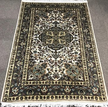 KASHAN BEIGE 6'.3X4'.2